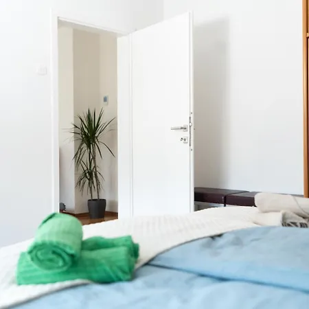 Bumm Апартаменты Любляна